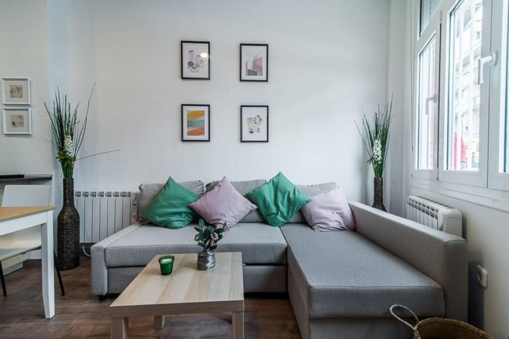 #15Pin-2 Apartamento De Un Dormitorio Plaza Castilla Madrid Bagian luar foto